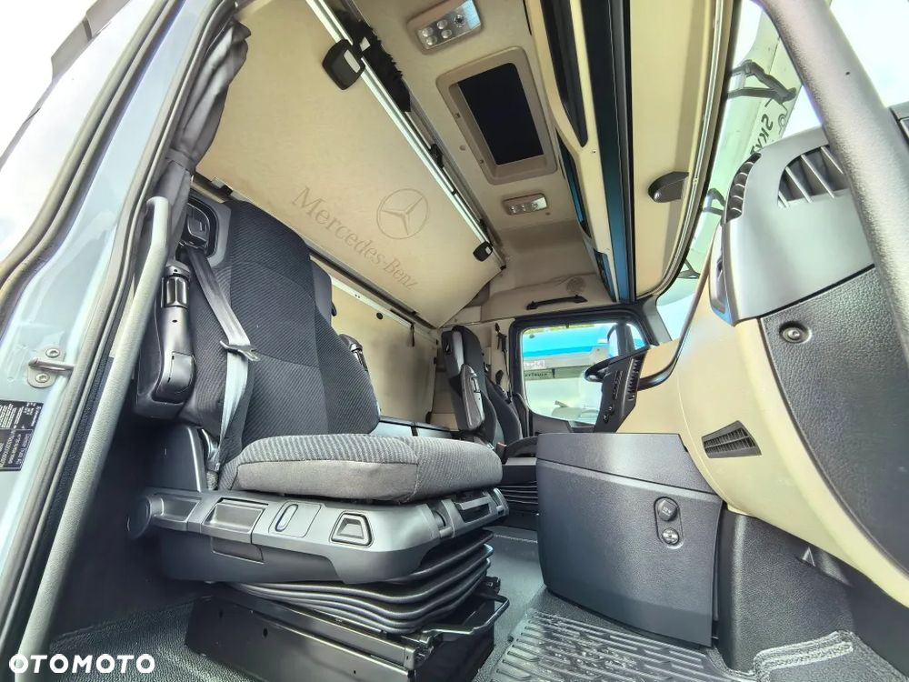 Mercedes-Benz Actros 2545 // Lusterka // BigSpace // Rozstaw 4600mm // Standard // MP5 // - 30