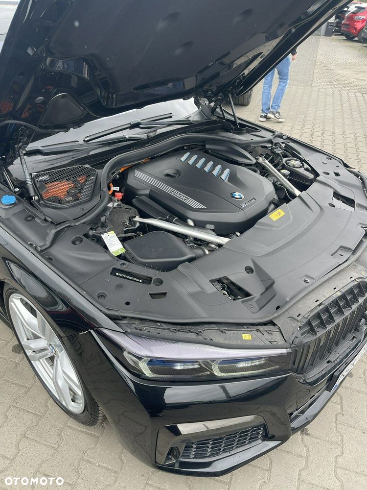 BMW Seria 7 - 26