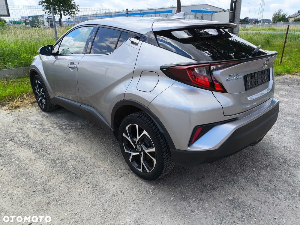 Toyota C-HR - 7