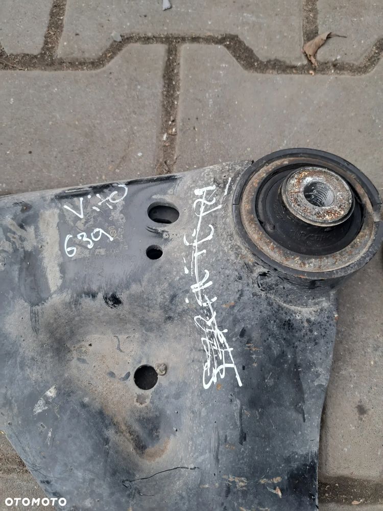 Mercedes Vito 639 Viano wahacz lewy przód prawy przód - 2