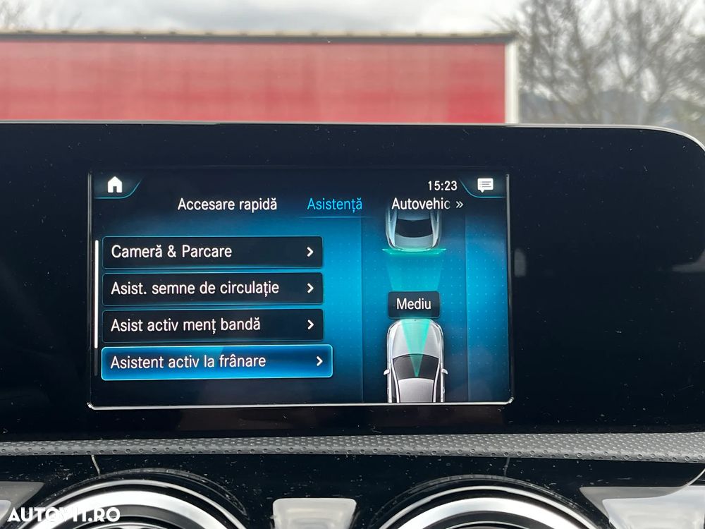 Mercedes-Benz A 250 e 8G-DCT - 24