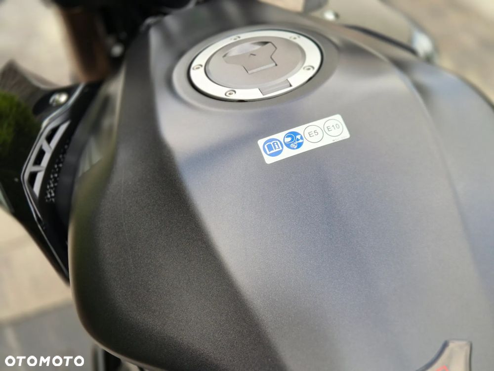 Honda CB - 20