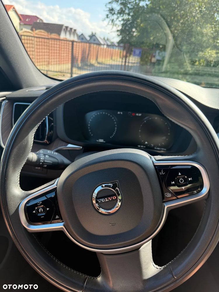 Volvo XC 60 B4 D Inscription - 18
