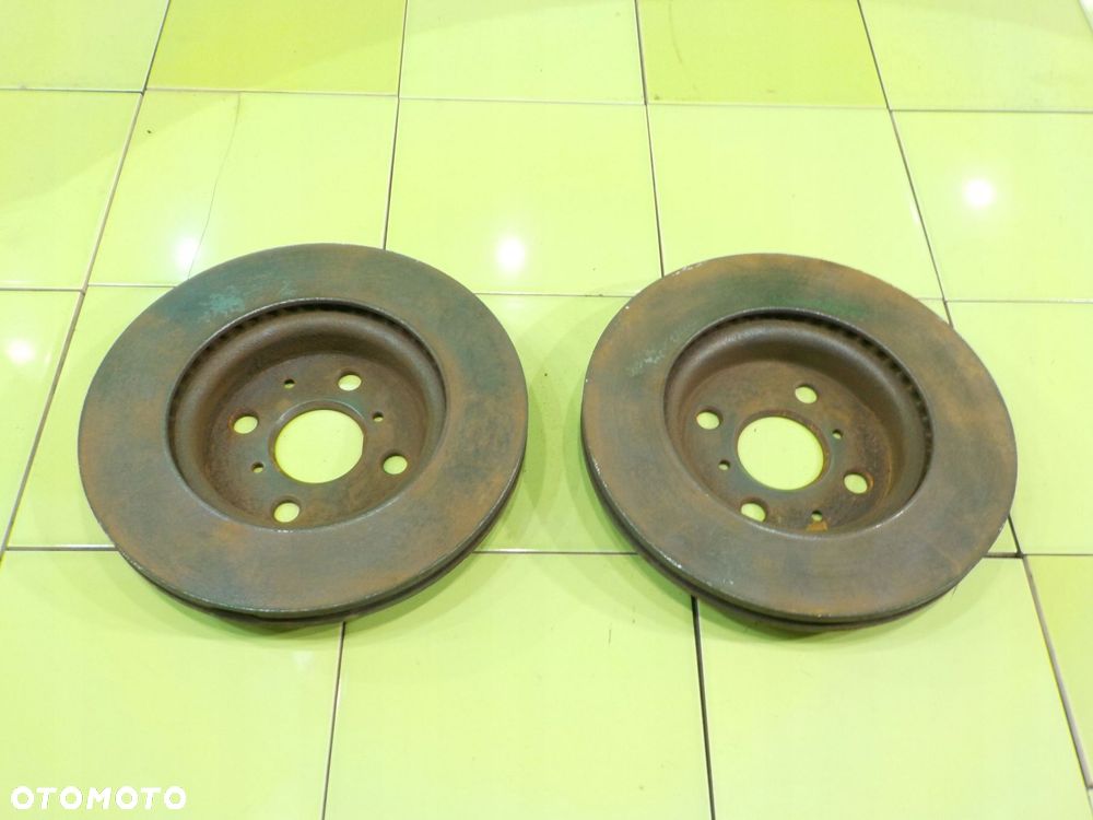 TOYOTA AYGO X 1.0 VVT-I 22r tarcze hamulcowe przod - 2