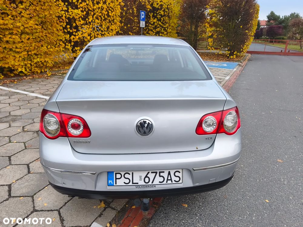 Volkswagen Passat 2006 photo 5