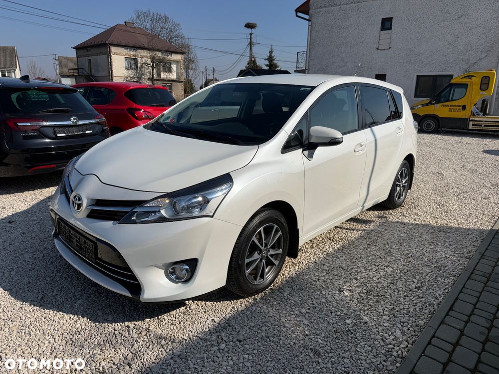 Toyota Verso 1.8 5-Sitzer Executive - 2