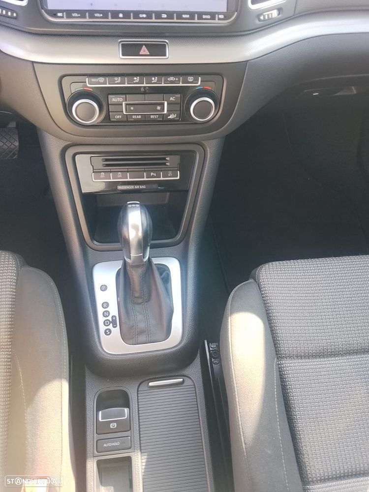 VW Sharan 2.0 TDI DSG BlueMotion Comfortline - 11
