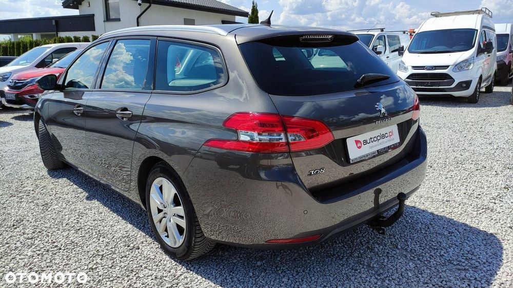 Peugeot 308 - 3