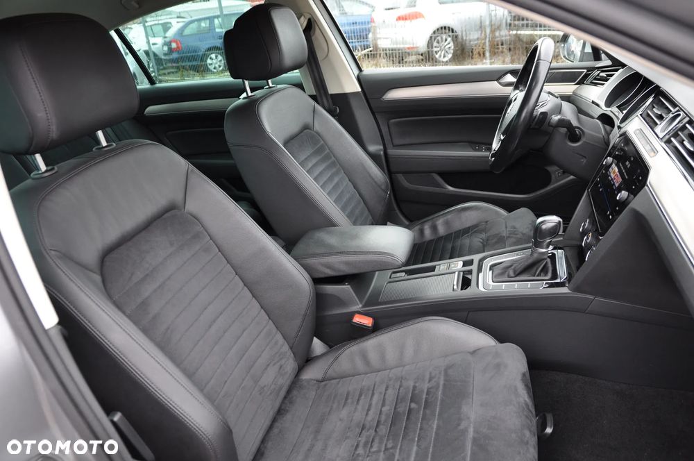 Volkswagen Passat 1.5 TSI EVO Highline DSG - 10