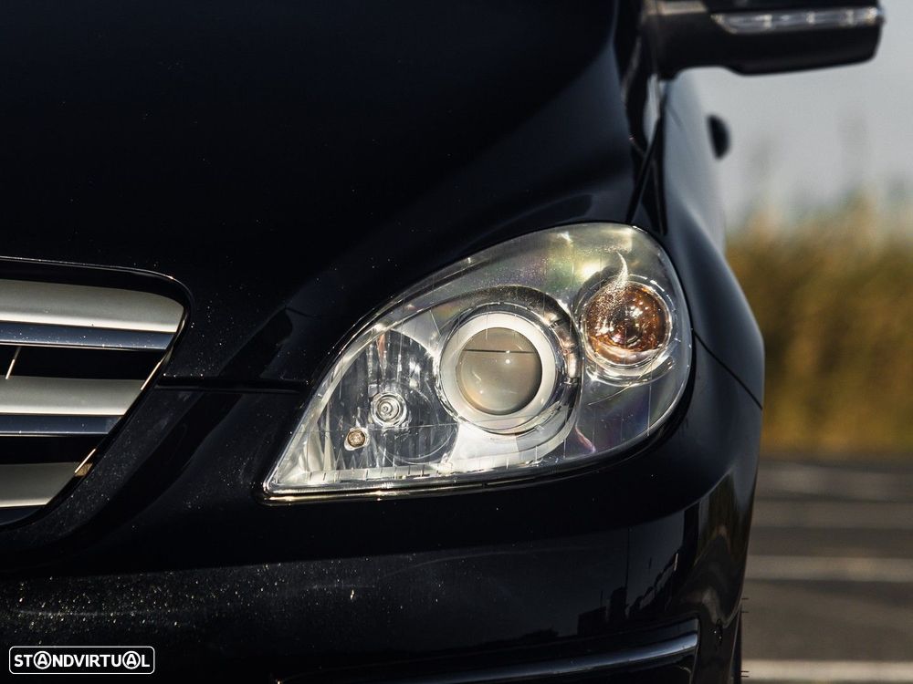 Mercedes-Benz B 180 CDi - 18