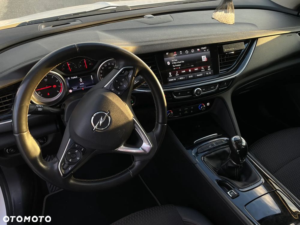 Opel Insignia 1.5 T Elite S&S Eco - 11