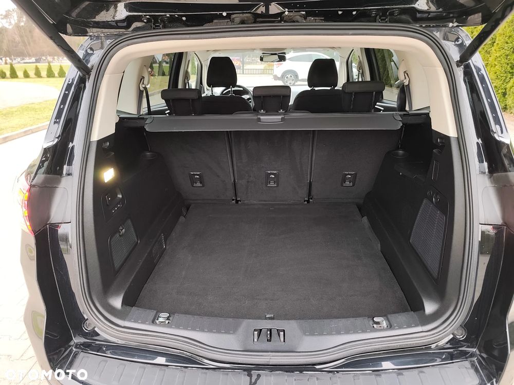 Ford S-Max 2.0 TDCi Titanium PowerShift - 25