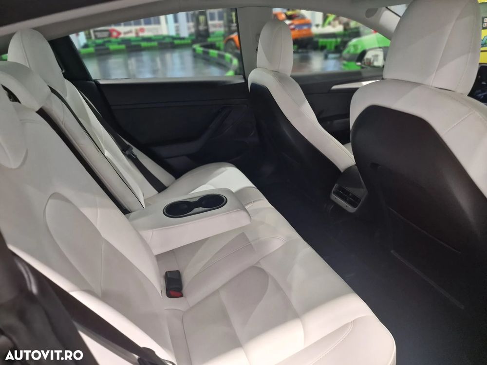 Tesla Model 3 Langstreckenbatterie Allradantrieb Dual Motor - 19