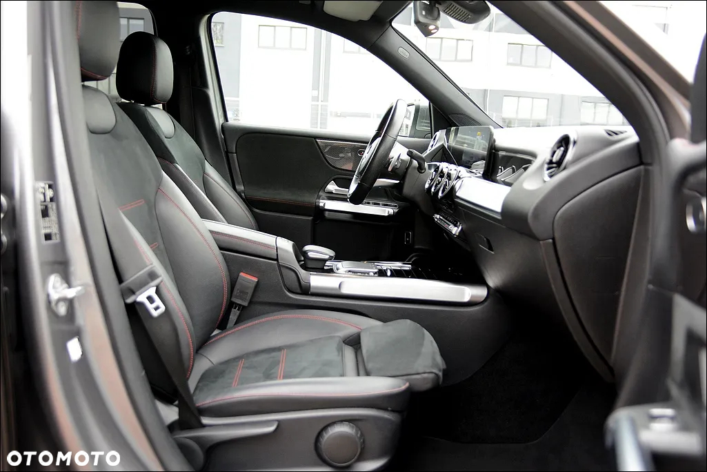 Mercedes-Benz GLB 220 d 8G-DCT AMG Line - 26