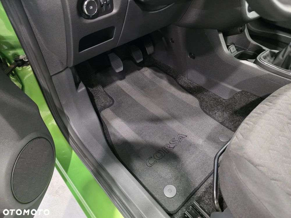 Opel Corsa 1.4 16V Navi - 25