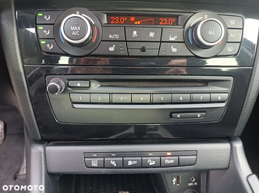 BMW X1 xDrive18d xLine - 25