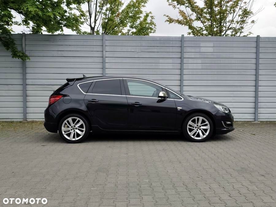 Opel Astra 1.4 Turbo Cosmo - 6