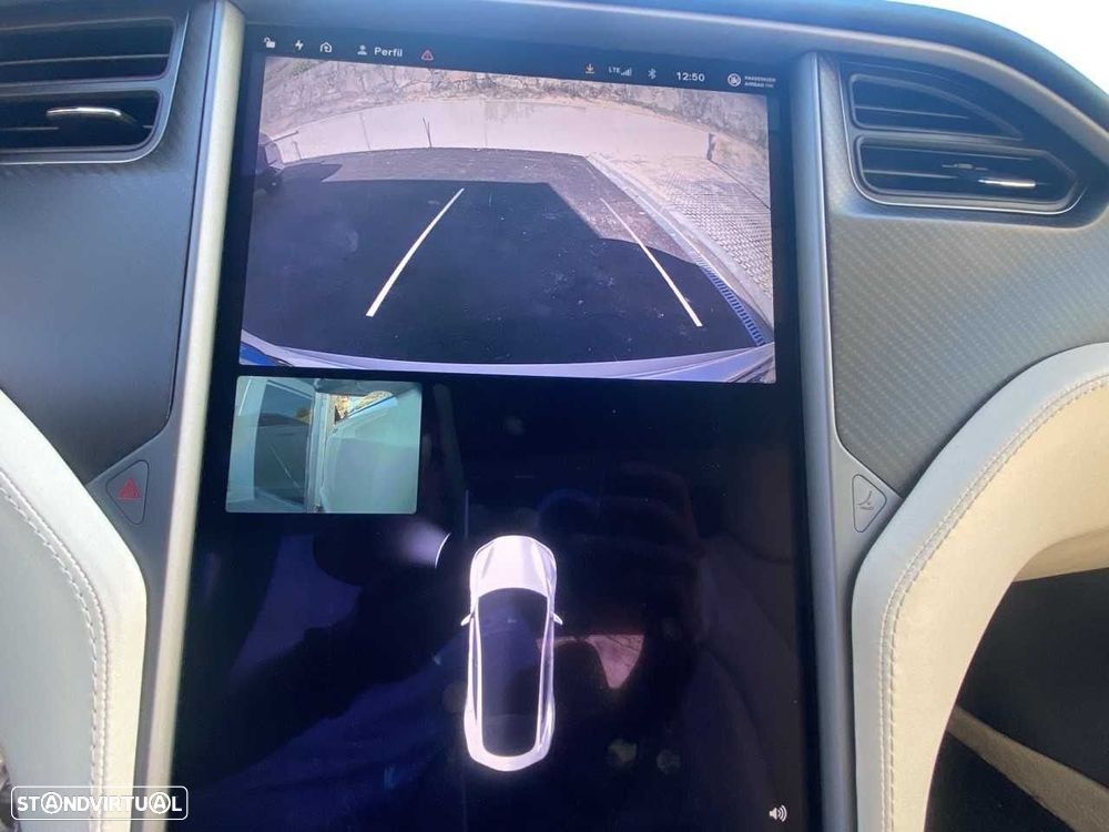 Tesla Model S - 14