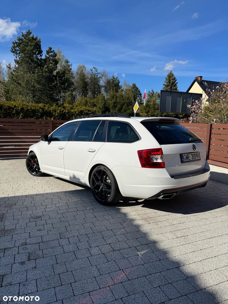Skoda Octavia 2.0 TDI 4x4 RS DSG - 4