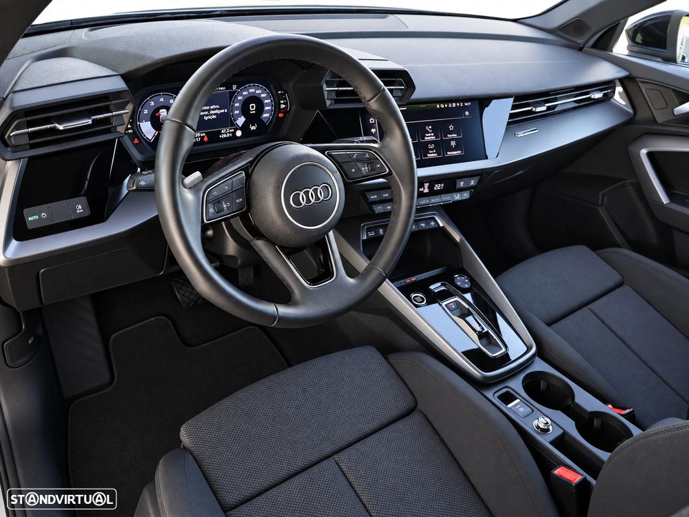 Audi A3 Sportback 30 TFSI Advanced S tronic - 3