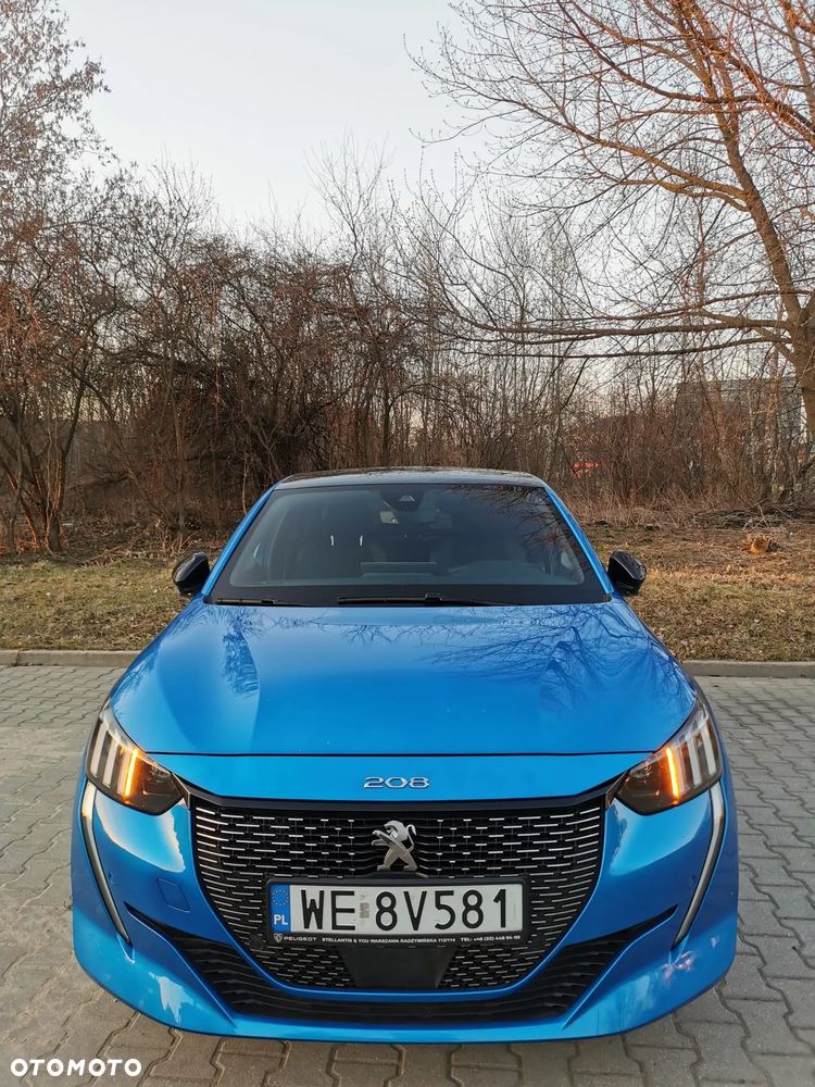 Peugeot 208 - 17