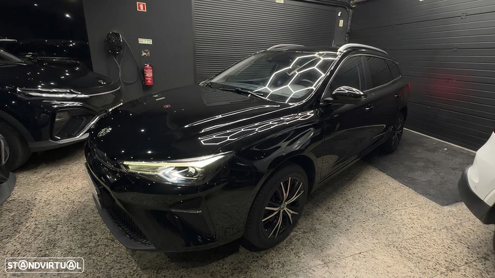 MG MG5 5 Maximal Luxury - 2
