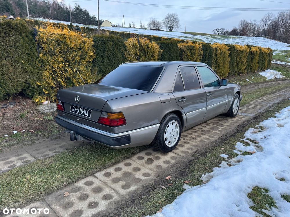 Mercedes-Benz W124 (1984-1993) - 3
