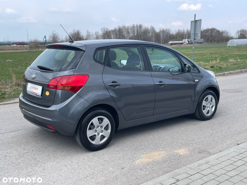 Kia Venga 1.4 CVVT Spirit - 32