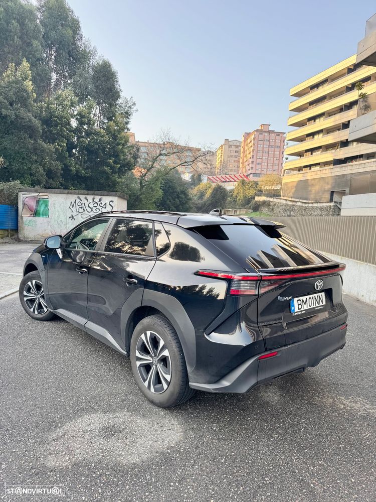 Toyota bZ4X 71,4 kWh Premium - 2