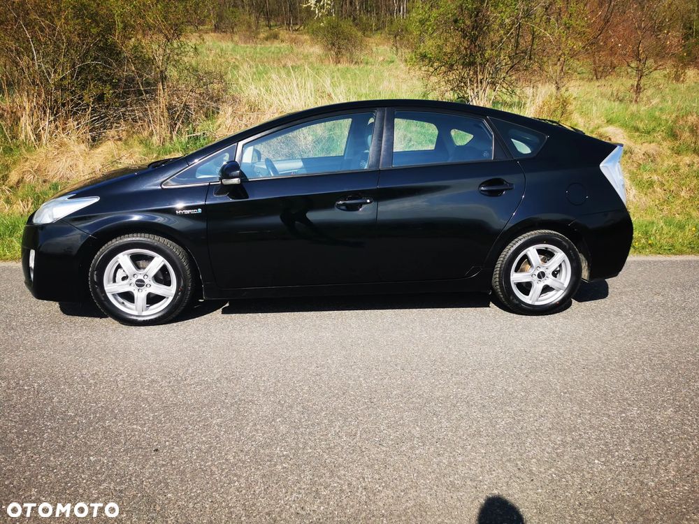 Toyota Prius - 3