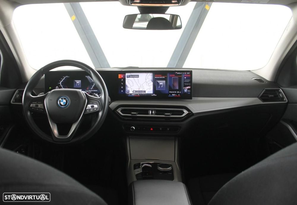 BMW 330 e Corporate Edition Auto - 10