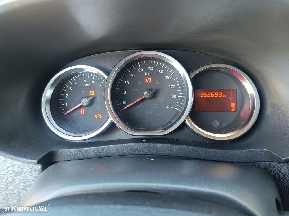 Dacia Lodgy 1.6 ECO-G Stepway 7L Bi-Fuel - 21