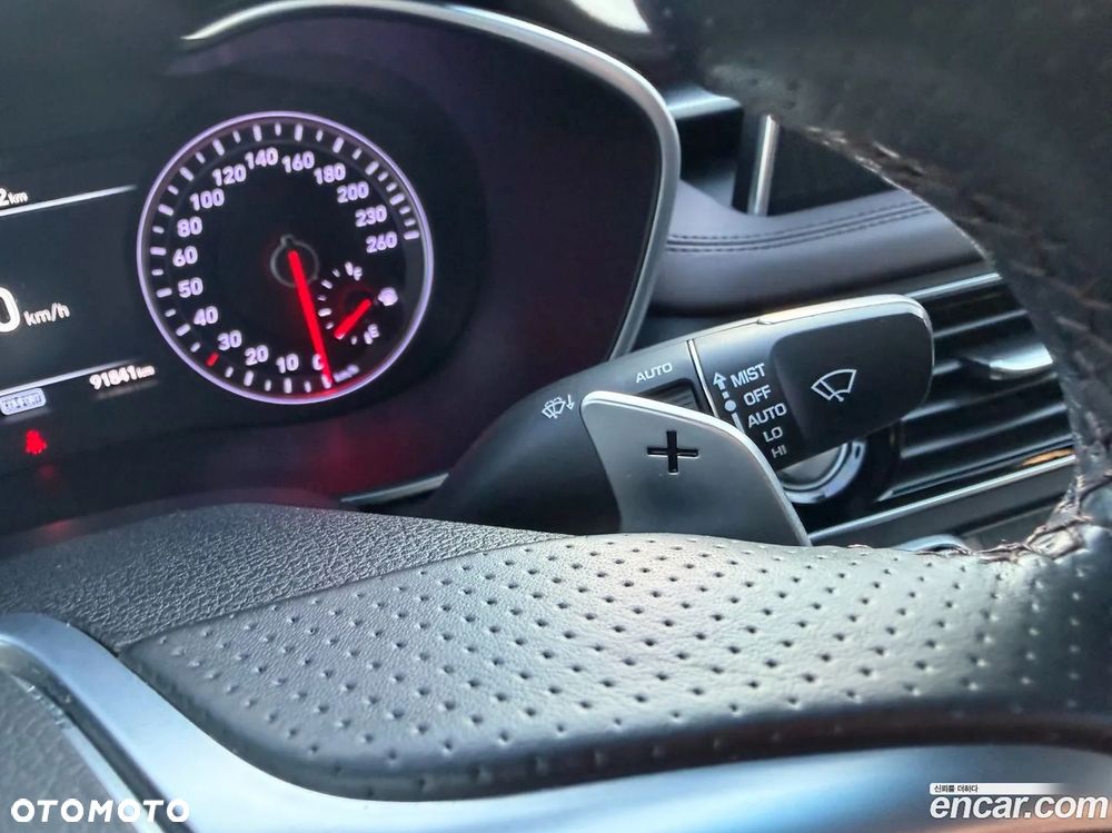 Genesis G70 - 14