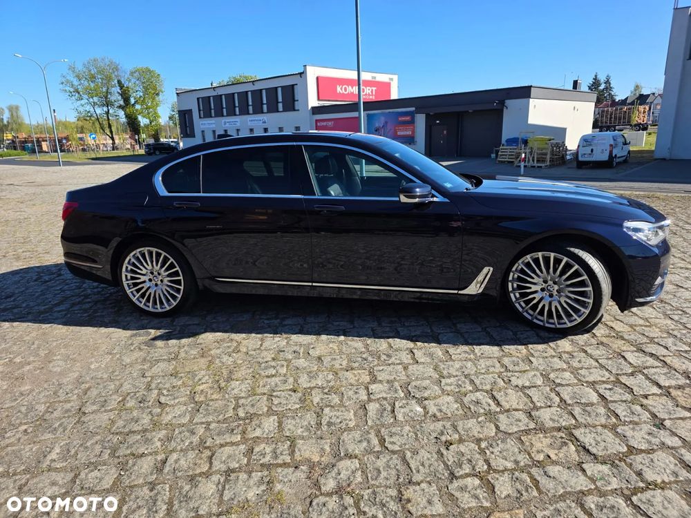 BMW Seria 7 740Ld xDrive - 12
