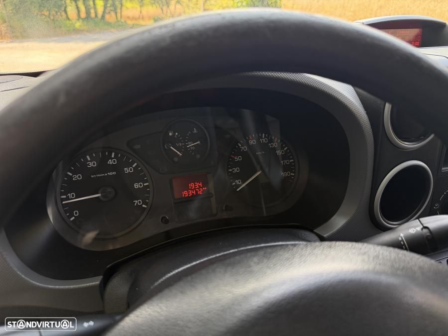 Peugeot Partner 1.6 BlueHDi 3Lugares - 9
