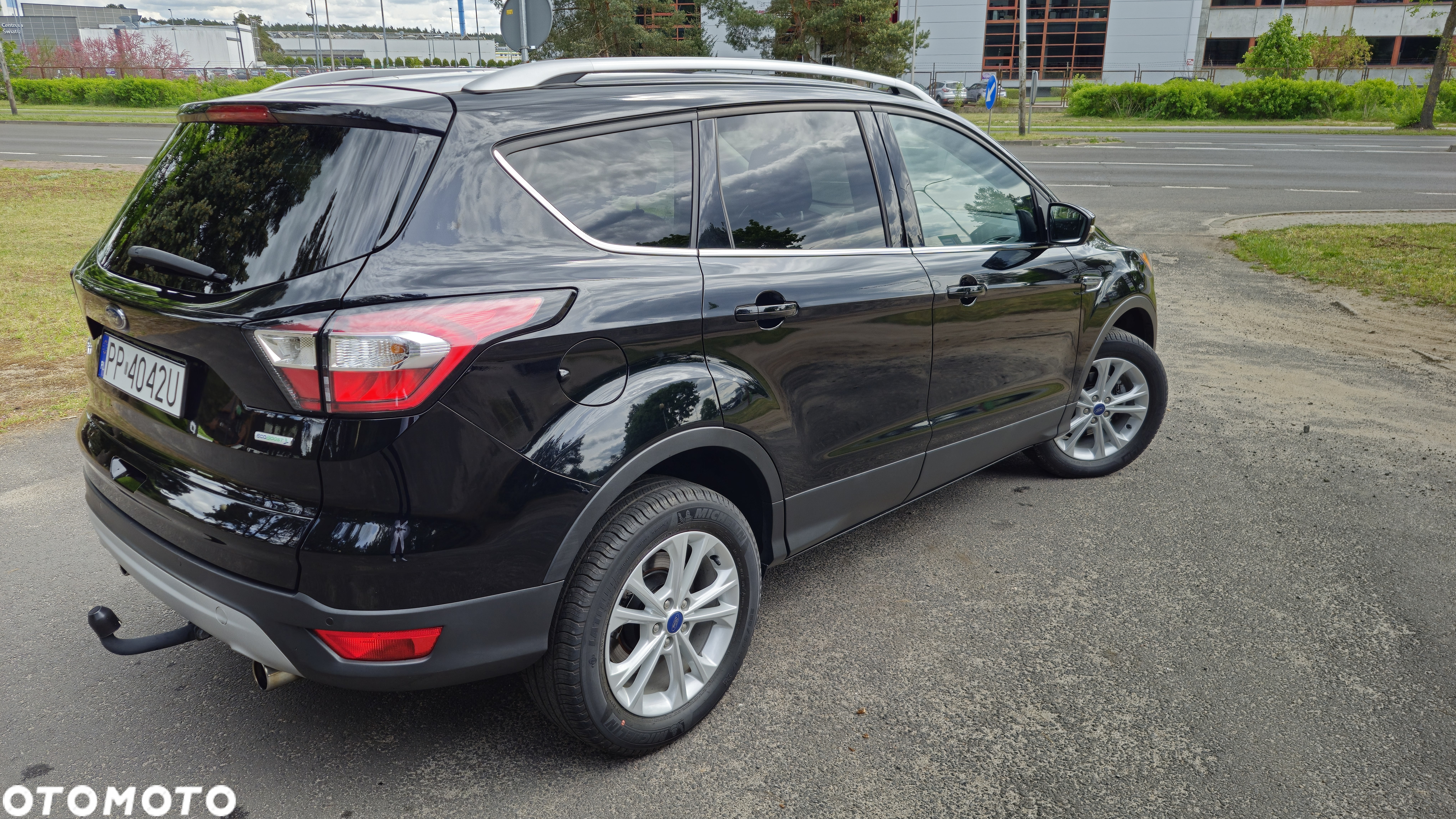 Ford Kuga 1.5 EcoBoost 2x4 Titanium - 10