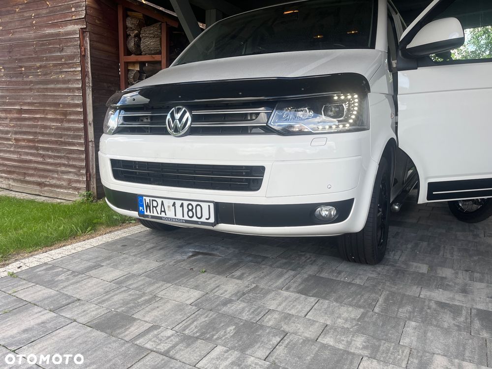 Volkswagen Multivan - 28