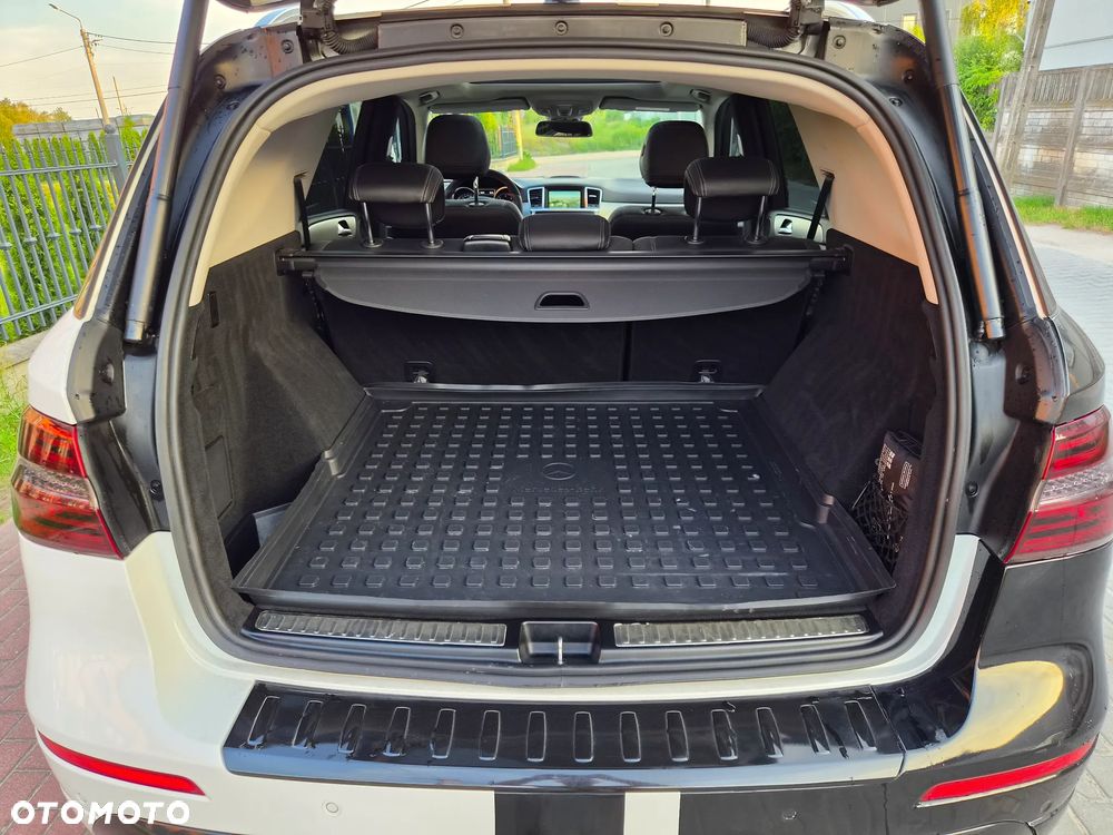 Mercedes-Benz ML 350 BlueTEC 4-Matic - 25