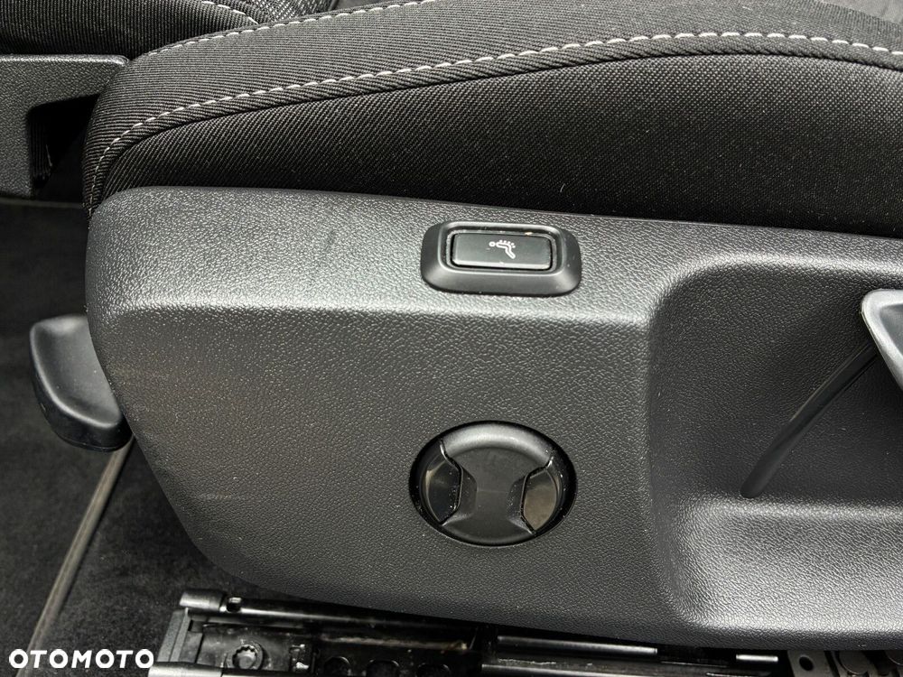 Skoda Octavia 2.0 TDI Style DSG - 29