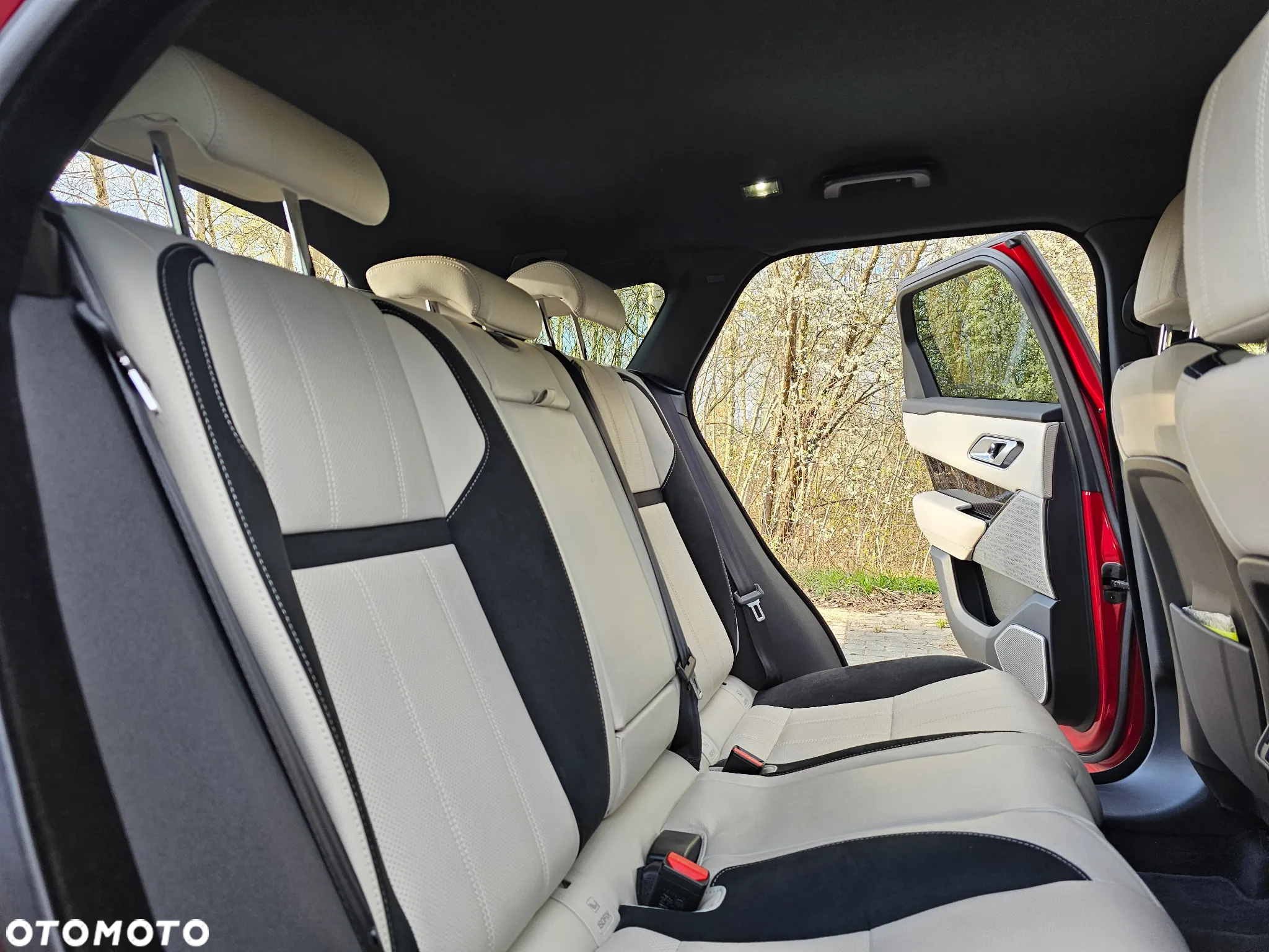 Land Rover Range Rover Velar 2.0 SD4 R-Dynamic - 19