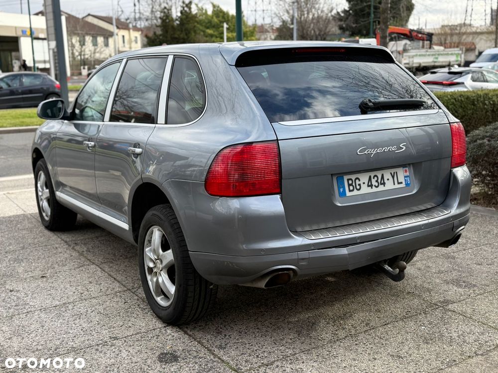 Porsche Cayenne S Tiptronic - 3