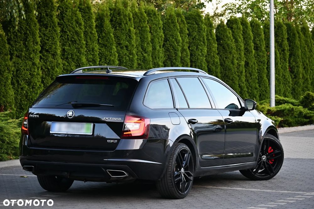 Skoda Octavia 2.0 TSI RS DSG - 9