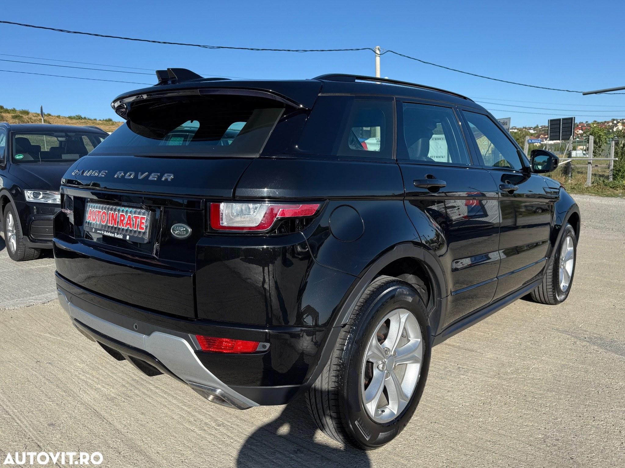 Land Rover Range Rover Evoque 2.0 D150 R-Dynamic HSE - 4