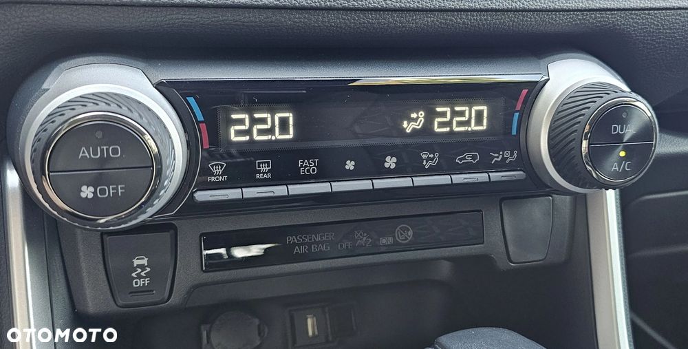 Toyota RAV4 2.0 Comfort 4x2 MS - 30