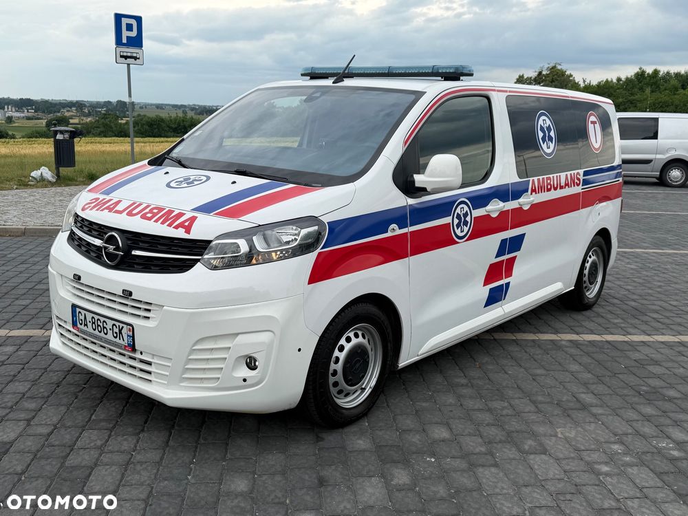 Opel Vivaro Karetka Ambulans Ambulance Sanitarny EN1789 - 3