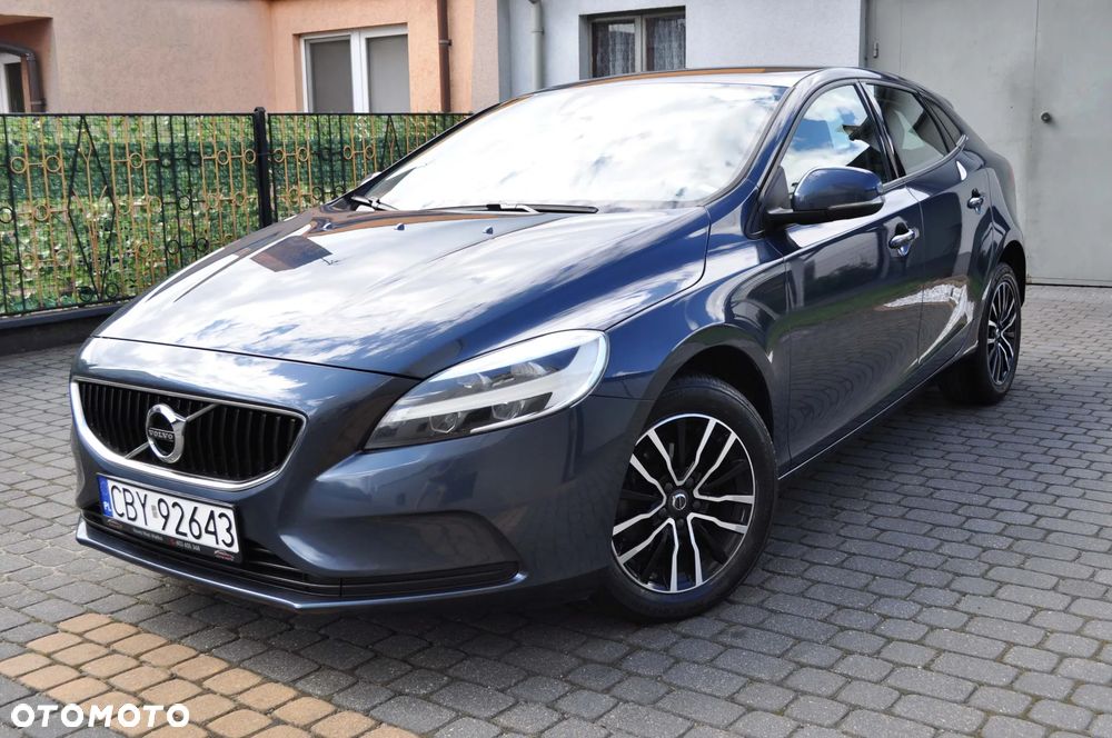 Volvo V40 D2 Momentum - 3