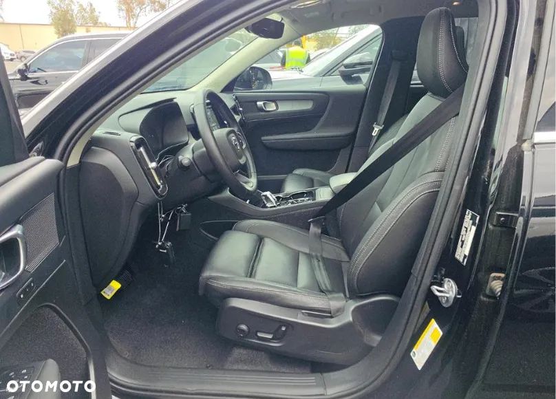 Volvo XC 40 - 8