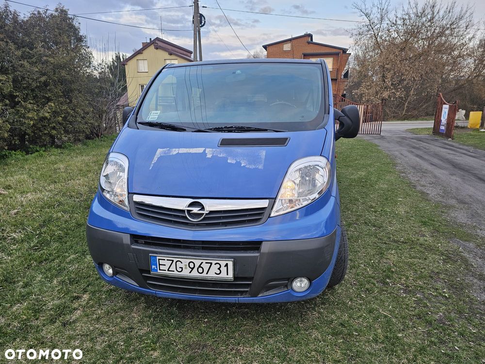 Opel Vivaro - 9