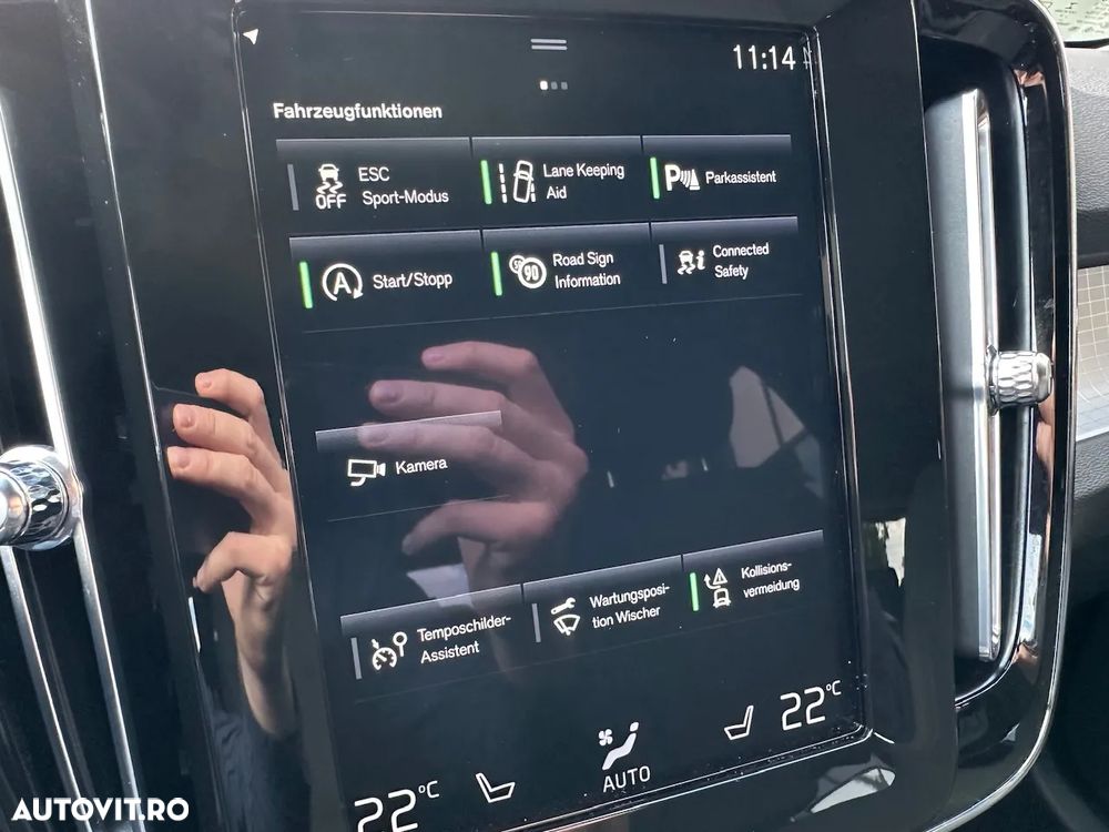 Volvo XC 40 T2 Momentum - 11