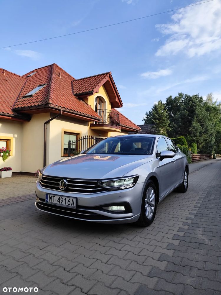 Volkswagen Passat 1.5 TSI EVO Business DSG - 1
